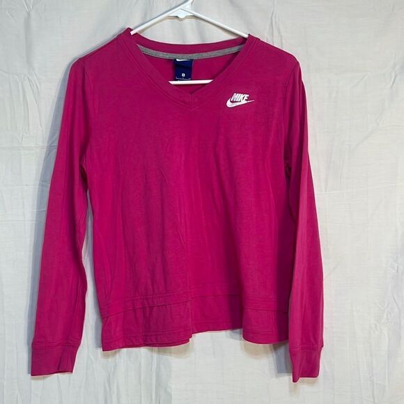 Nike women’s long sleeve T-shirt‎ - Picture 1 of 6